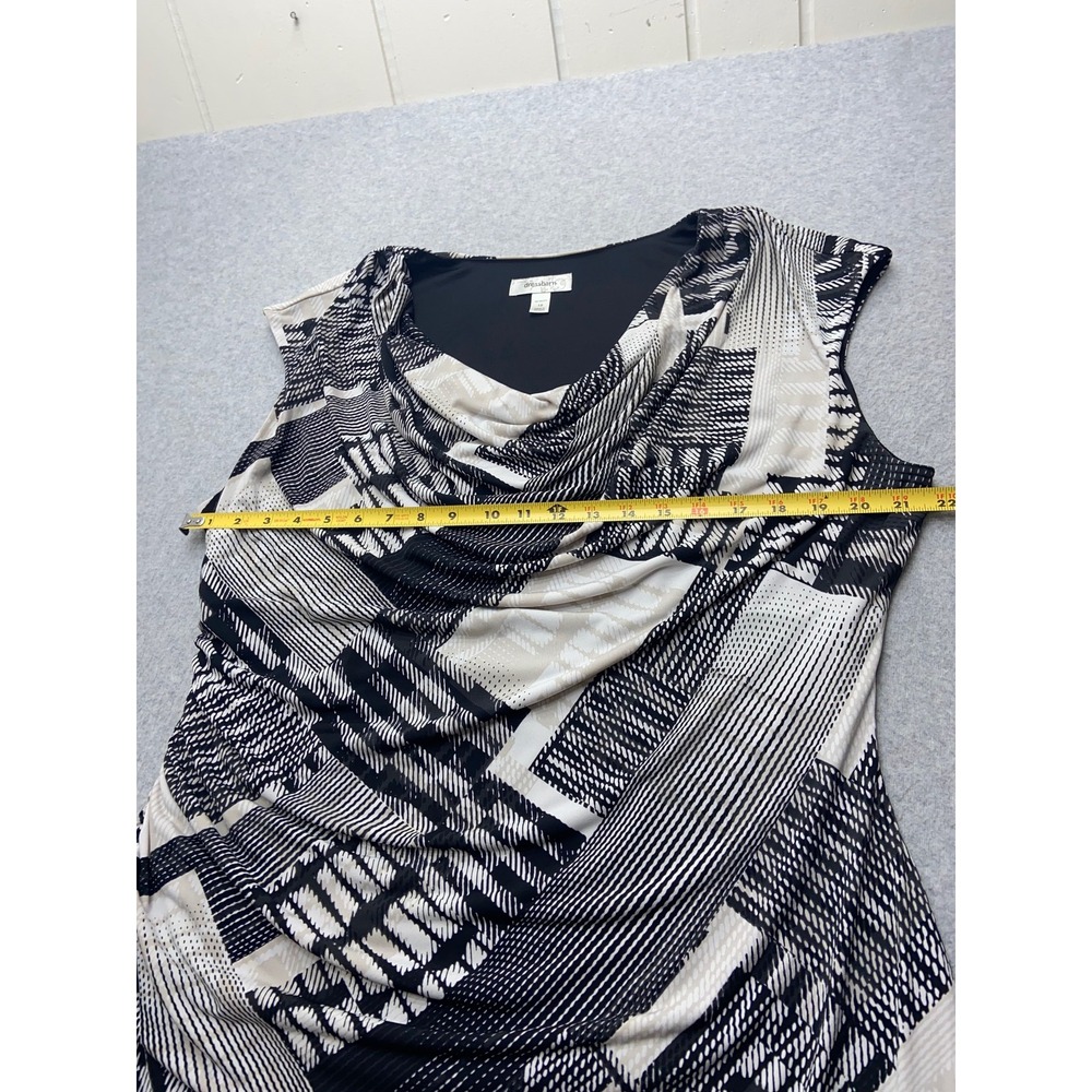 Dressbarn Dress Womens 18 Black White Geometric Print Cowl Neck Sleeveless Lined - Picture 7 of 14